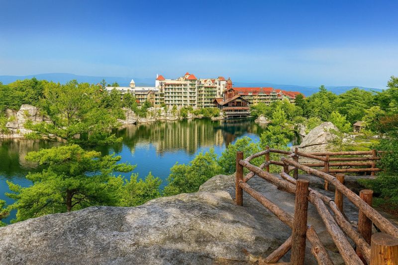 Best Bathroom Remodeling pros in Mount Clemens, MI